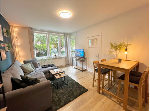 Bright, cozy apartment in the middle of Hamburg - For Rent