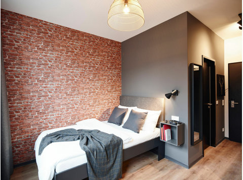 Bright & cute flat for students in Hamburg/Harburg 20qm - 	
Uthyres