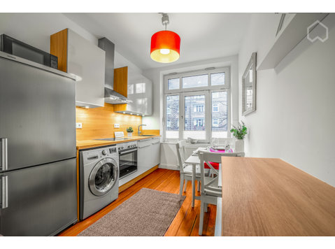 Bright & modern home in Hamburg-North - For Rent