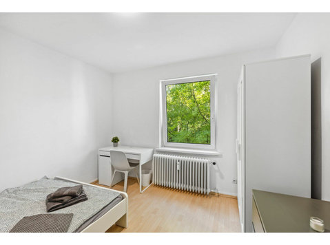 Co-Living: Awesome & spacious room in a nice apartment - Til Leie