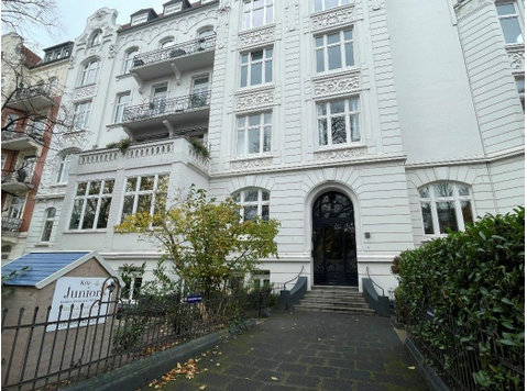 Cozy apartment located in Hamburg-Harvestehude - For Rent