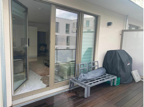 Fully furnished new-build luxury flat near UKE Eppendorf - For Rent