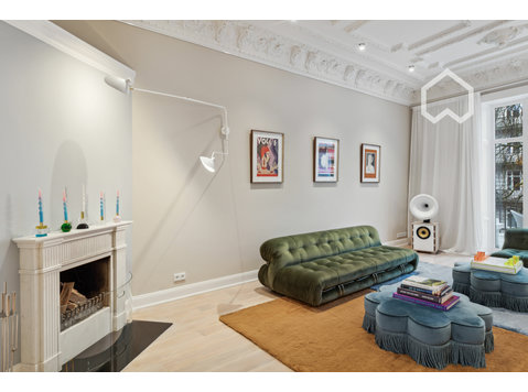 Historic luxury „Bel Etage“ flat in Rotherbaum /… - Te Huur