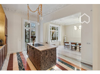 Historic luxury „Bel Etage“ flat in Rotherbaum /… - Под наем