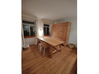 Loftlike apartment in prime location near the Alster - Aluguel