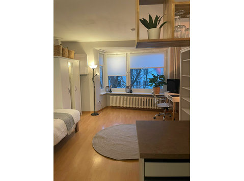 Modern apartment in Hamburg-Mitte with a sea view - For Rent