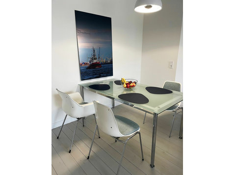 Modern generously sized furnished 2-Bedroom Apartment in… - Til Leie