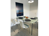 Modern generously sized furnished 2-Bedroom Apartment in… - In Affitto