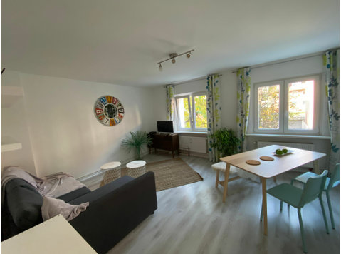 Spacious, amazing apartment (Hamburg-Nord) - Cho thuê
