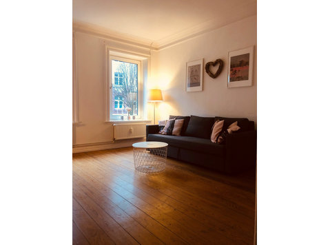 Spacious, cozy loft in Hamburg-Nord - For Rent