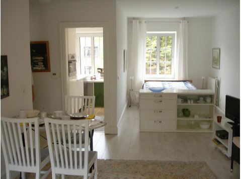 Spacious suite in Poppenbüttel - only 30min to city centre… - K pronájmu