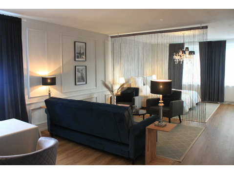 Stylish and quiet apartment at Hamburg Airport - For Rent