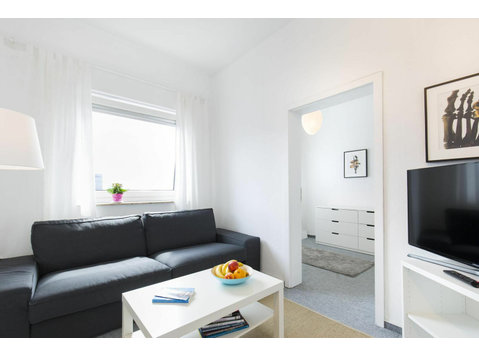 Stylishly furnished apartment in the middle of the trendy… - Te Huur