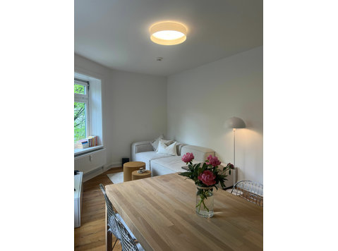 Untermiete | Möblierte 2-Zimmer Wohnung in HH Eppendorf ab… - Zu Vermieten