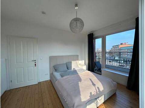 Liebevoll eingerichtete und moderne Wohnung mitten in… - Zu Vermieten
