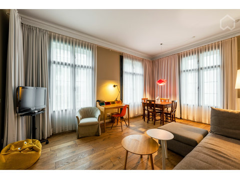 Urban - St. Georg - Hamburg City: Serviced Apartment in our… - For Rent