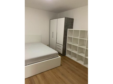 Room in Shared Flat (WG) in Hamburg, Close to the Elbe - Kiadó