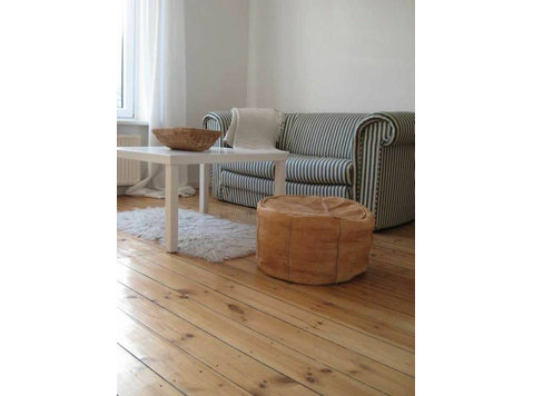 Wonderful 2-room apartment - top location with large… - Aluguel