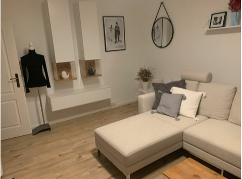 Wonderful apartment in Hamburg-Nord - For Rent