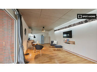 Modern Studio apartment for rent in Barmbek-Nord, Hamburg - آپارتمان ها