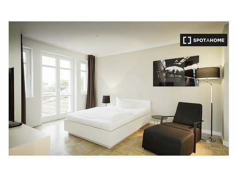 StudioXL for rent in Hamburg - Appartementen
