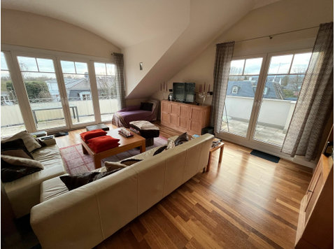 Amazing 4 room apartment in Bad Homburg vor der Höhe - For Rent