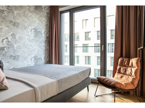 Design serviced apartment in the center of Darmstadt - 	
Uthyres
