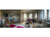 Boutique Apartments // Two-room suite FLORENCE - Korterid