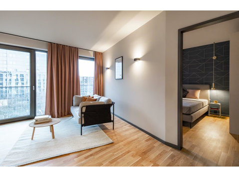 Design Serviced Apartment in Darmstadt - L - Apartmani