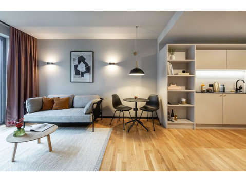 Design Serviced Apartment in Darmstadt - M - Apartamentos