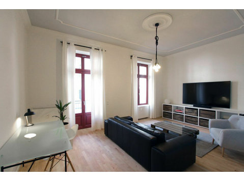 Apartment mit gehobener Ausstattung und Balkon im besten… - Zu Vermieten