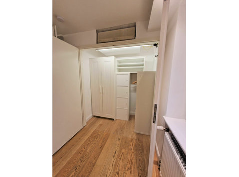 Beautiful Spacious Apartment in Frankfurt Westend - 2… - De inchiriat