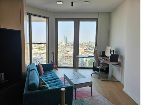 Helle & exklusive Wohnung im Herzen von Frankfurt - Zu Vermieten