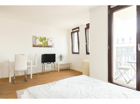 Moderne, liebevoll eingerichtete Wohnung mit Balkon auf… - Zu Vermieten