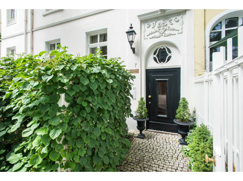 Ruhiges & stilvolles Apartment im Frankfurter Westend - Zu Vermieten