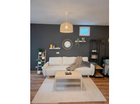 Coyz and stylish apartment in Frankfurt - direct access to… - K pronájmu