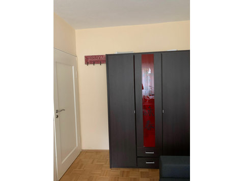 Cozy room in the middle of Frankfurt am Main - For Rent