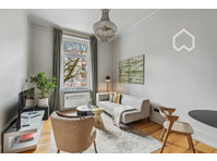 Exclusive 1 bedroom apartment in the heart of Nordend,… - Til leje