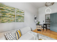 Exclusive 1 bedroom apartment in the heart of Nordend,… - Za iznajmljivanje