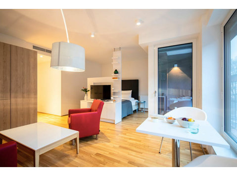 Exklusives Serviced Apartment direkt am Main und nähe EZB - Zu Vermieten