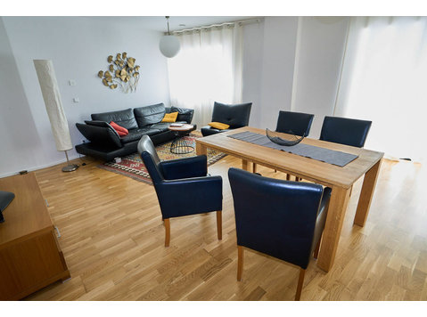 Modern and charming home, central in Frankfurt am Main - For Rent