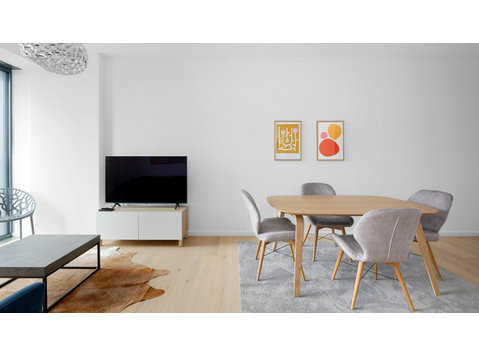 High-end 2-Zimmer-Wohnung mit fantastischer Aussicht in… - Zu Vermieten