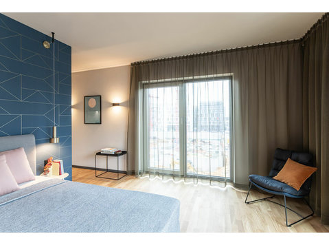 Modern Serviced Apartment right at the Airport - À louer