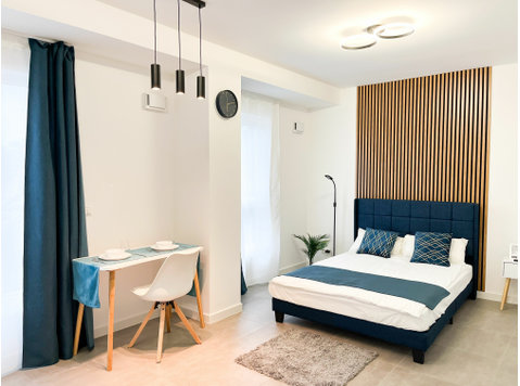Moderne Wohnung mit atemberaubendem Skyline-Blick im… - Zu Vermieten