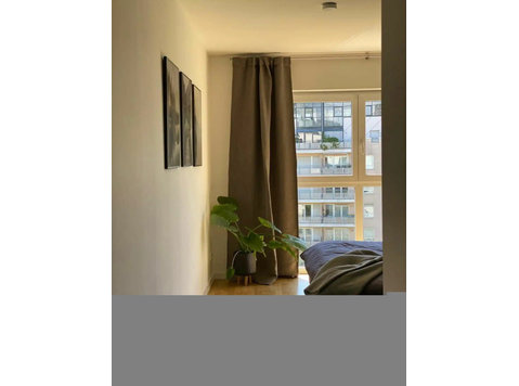 New, neat apartment in Frankfurt am Main - Te Huur