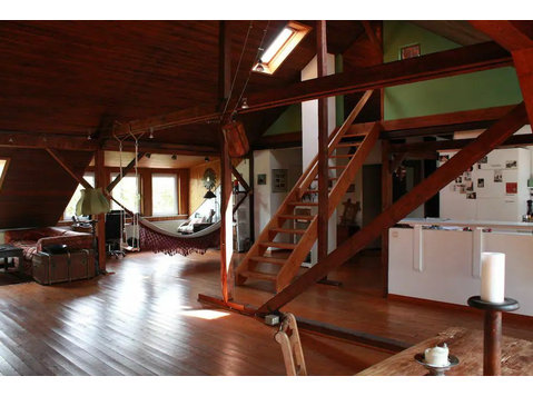 Prime View Loft in Frankfurt am Main mit XXL Traum Terrasse - Zu Vermieten