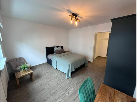 Quiet & wonderful suite in Frankfurt am Main - For Rent