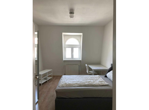 WG-ZIMMER: Fantastisches Zuhause im Grünen - Zu Vermieten