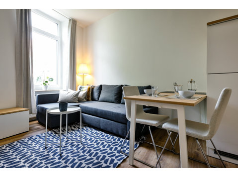 Scandi-style 2-room apartment with upscale interior design… - De inchiriat