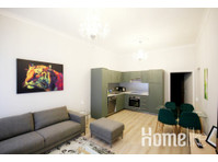 Completely renovated apartment in a prime location - Апартаменти